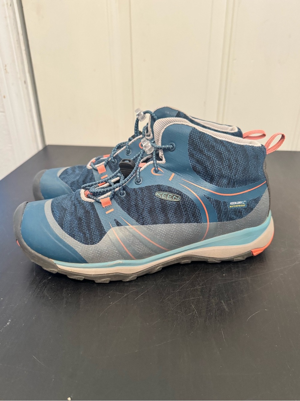 Keen Terradora Mid Waterproof Hiking Shoes Boots Women’s US 6 Aqua Blue/Coral